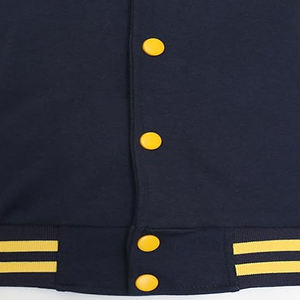 Blouson universitaire d'hiver jaune à manches jaunes pour homme et femme, style baseball, à capuche, fermeture éclair, imperméable, respirant, tricoté, logo personnalisé, chaud, 100% - Product Image 3