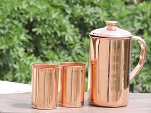 Pichet en cuivre martelé fait main avec couvercle et ensemble de gobelets assortis pour les fêtes en plein air, carafe en cuivre métallique - Product Image 5