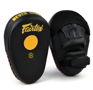 นวมซ้อมมวย Fairtex หนัง PU สีดำ-เหลือง โลโก้ชัดเจน อุปกรณ์ฝึกซ้อมที่ทนทาน - Product Image 6