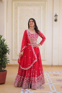 Traditional <b>RED</b> Embroidered <b>Lehenga</b> Set With Dupatta Floor-Length Women's Indian Pakistani <b>Wedding</b> Wear - Product Image 4