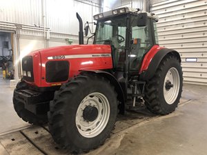 Tracteurs agricoles d'occasion Massey Ferguson 8250 Next Edition 4x4 CVT avec cabine GPS à vendre - Product Image 5