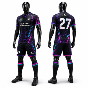 Camiseta de Fútbol España 2026 de Secado Rápido, 100% Poliéster, Sublimación Completa, con Nombre del Jugador y Diseño de Puntos, Cuello en V, Lista para el Invierno - Product Image 1