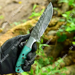 Couteau de chasse Skinner de luxe à lame fixe martelée en acier à motif Damas, gaine en cuir, pour le camping, OEM ODM acceptés, vente en gros - Product Image 3