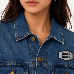 Chaqueta Vaquera Extra Grande para Mujer, Cómoda para el Día a Día, Tejido Resistente, Estilo Clásico, Fabricación Personalizada OEM - Product Image 5