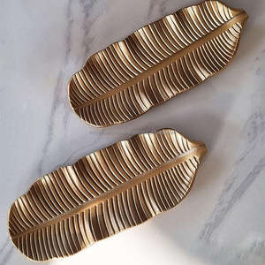 Bandeja de Metal para Servir en Forma de Hoja Decorativa PARA EL Hogar, Bandeja Hecha a Mano para Decoración de Mesa de Boda DE LA India - Product Image 4