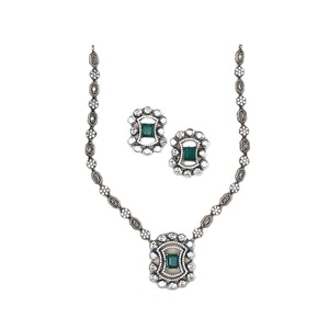 Boucles d'oreilles et collier Polki en argent sterling 925 avec un look époustouflant. - Product Image 1