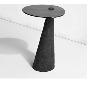 Mesa de cóctel de aluminio de alta calidad con diseño de pájaros, mueble de primera calidad con detalles metálicos, mesa auxiliar para el hogar, hotel, vino y bebidas, latón. - Product Image 3