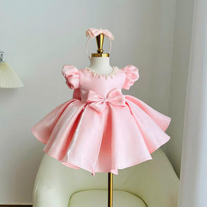 Vestido de Princesa de Satén de Lujo 48 Nhung Nguyen para Niñas, Vestido de Fiesta con Mangas Abullonadas y Lazo con Cuello de Cuentas OEM - Product Image 5