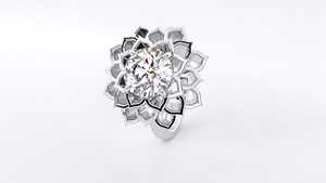 Anillo de Moissanita Flor de Loto, Plata de Ley 925, Anillo Floral Inspirado en la Naturaleza, Anillo de Declaración, Regalo Espiritual para Ella - Product Image 4