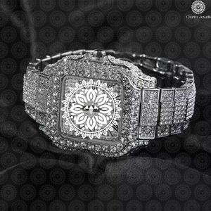 Montre mécanique de luxe Charm Jewels en acier inoxydable, boîtier carré 40 mm, étanche 10 bars, date automatique, accents diamantés, bouton poussoir - Product Image 3