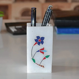 Porte-stylos en marbre blanc fait main avec incrustations, avec stylos rouges et bleus, organisateur de bureau en plastique durable pour usage professionnel, en gros - Product Image 1