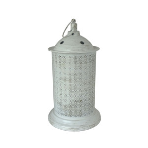 Farol de vela hexagonal marroquí de latón pulido dorado con techo cónico perforado de diamante y puerta con pestillo en la parte superior de la chimenea - Product Image 2