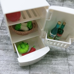 บ้านตุ๊กตา1:12ตู้เย็นสีขาวเฟอร์นิเจอร์โมเดลการ์ตูนบ้านตุ๊กตาจิ๋วของเล่นทำจากพลาสติก - Product Image 5