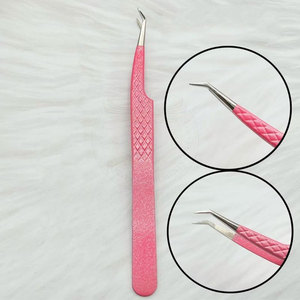 Pince à épiler en acier inoxydable portable de haute qualité et durable, à pointe dentelée, avec logo personnalisé, accessoire de beauté pour le soin des cils en salon - Product Image 6