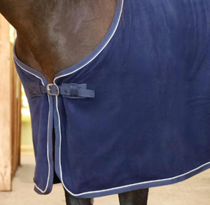 Couverture d'équitation imperméable pour l'hiver, poids moyen, grande rabat de queue, utilisation extérieure, couverture de stalle en velours pour le dressage - Product Image 6
