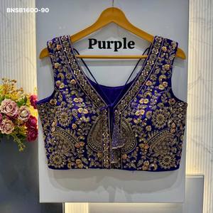 เสื้อเบลาส์คอวีบุผ้าซิลค์อิตาลีเนื้อนุ่มสีสันสวยงาม ตกแต่งด้วยงานปักลูกปัดและลายปักแบบ Tricot พร้อมงานประดับด้วยเชือกและลูกปัด ราคาขายส่ง - Product Image 5