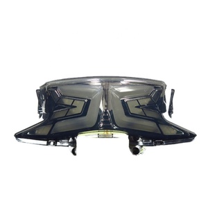 ไฟท้ายมอเตอร์ไซค์แบบ LED พร้อมไฟเลี้ยวในตัว สำหรับ PCX 125 150 ปี 2014-2017 - Product Image 1