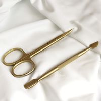 Coupe-cuticules professionnel de haute qualité en acier inoxydable, luxueux, fournisseur de ciseaux à cuticules, boîte/étui personnalisé
