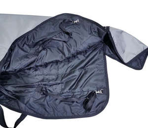 Couverture pour cheval en polyester respirant, imperméable et doublée de tissu doux, matériaux durables, sangles réglables, ajustement parfait, protection pour le cheval - Product Image 3