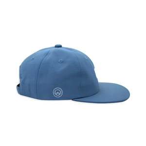 Casquette de golf performante anti-humidité, 6 panneaux, légère, à fermeture snapback pour homme, avec logo personnalisé, bande tissée et fermeture à clip métallique - Product Image 4