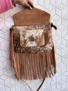 Cheveux sur cacher fourrure Offre Spéciale Style occidental peau de vache fourrure frange sac à main sac à bandoulière bohème sacs à franges nouveau Design gitane sacs à franges - Product Image 4