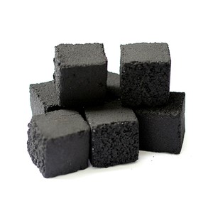 Suministro de Combustible a Base de Madera Premium Seleccionado, que Incluye Carbón en Trozos para Importadores a Granel y Compradores Profesionales con Larga Duración de Combustión - Product Image 4