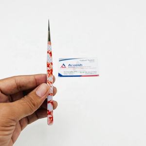 Pince à épiler professionnelle en fibre diamantée pour extensions de cils, double ton, isolée, revêtement papier, en acier inoxydable massif, vente en gros - Product Image 1