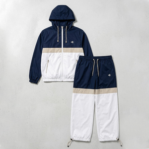 Ensemble de survêtement rétro deux pièces pour homme : veste à capuche colorblock avec logo personnalisé, coupe-vent zippé intégral et pantalon large - Product Image 4