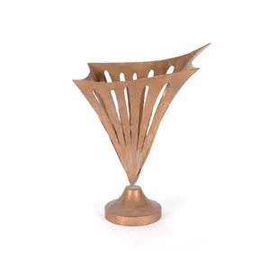 Premium Handmade <b>Decorative</b> Metal Flower <b>Vase</b> Contemporary Luxury Product for Global Wholesale Export and OEM Manufacturing - Product Image 1