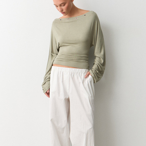 Top Corto de Verano para Mujer con Logo, Ecológico, Hombros Caídos, Manga Larga, Ajuste Delgado, Detalle de Ojales y Abertura Frontal, Elegante - Product Image 5