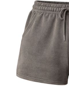 Shorts en molleton gris personnalisés pour femme, motif gaufré, taille élastique, décontractés, pour la détente, en mélange de coton doux, fabrication sur mesure, fournisseur OEM - Product Image 2