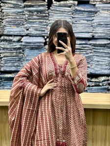 Conjunto de Kurta Anarkali de 3 Piezas para Mujer, Estampado Floral, Algodón Oxford, Cuello en V, Manga Tres Cuartos, Elástico, Ropa Formal para Fiesta - Product Image 5