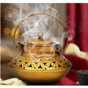 Brûleur d'encens pour parfumer la maison, en acier inoxydable, finition plaquée or, fabriqué en Inde - Product Image 6