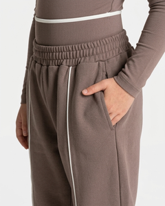 Ensemble survêtement pour filles, sweat-shirt et pantalon de survêtement oversize en coton doux, couleur moka contrastée, fabrication OEM - Product Image 4