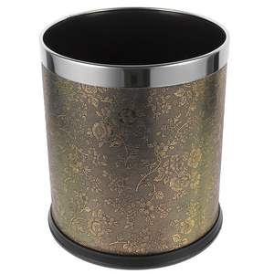 Sofisticado contenedor cilíndrico de metal negro con tapa abatible con acabado dorado. Disponible a precios de mayorista. - Product Image 2