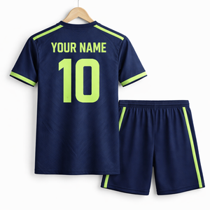 Fabricante de uniformes de fútbol personalizados OEM, secado rápido, transpirable, tela 100% poliéster, nombre y número del jugador bordados personalizados - Product Image 2