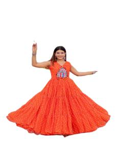 2024ฤดูร้อนแฟชั่นใหม่เสื้อผ้าทอยาวถึงพื้นสำหรับเด็กผู้หญิงขนาดใหญ่พิเศษพิมพ์ลาย Georgette bandhani สำหรับงานแต่งงานชายหาดทางการ - Product Image 1