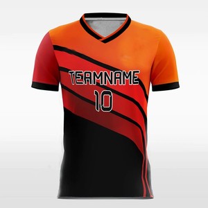 เสื้อฟุตบอลผู้ชายสไตล์ใหม่ลดราคาพิเศษ ผ้าโพลีเอสเตอร์ 100% ระบายอากาศได้ดี แห้งเร็ว น้ำหนักเบา คอกลม แขนสั้น รับสกรีนชื่อทีม - Product Image 1