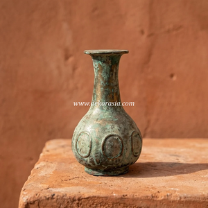 Jarrón de Terracota Verde Rústico Kansa Cansa, Maceta de Cerámica Hecha a Mano con Cuello de Botella, Maceta para Mesa, Personalizable para Bodas y Hogar - Product Image 3