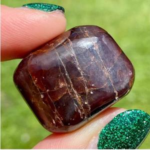 Boule de grenat rouge naturel polie, sphère de cristal de guérison pour la méditation Reiki, fabrication de bijoux, vente en gros - Product Image 3