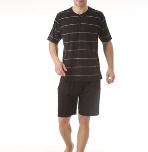 Ensemble de pyjama long décontracté pour homme en jersey tricoté 100 % coton teint en fil, à rayures, à manches courtes, confortable et respirant - Product Image 3
