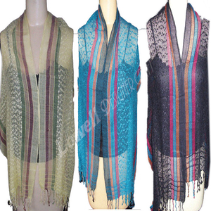 Écharpe de mode pour femme tricotée sur mesure à la main, design d'écharpe tissée à la main, Stoles et écharpes pour femme - Product Image 2