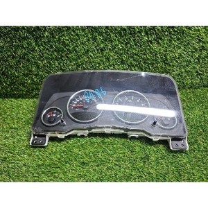ชุดหน้าปัดเรือนไมล์มือสอง รุ่น 05172565AB - Product Image 1