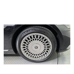 Genesis G90 5.0 AWD avec boîte de vitesses automatique et caméra arrière, modèle septembre 2021, 85 182 km, sièges en cuir, conduite à gauche - Product Image 5