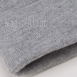Bonnet d'hiver décontracté en tissu doux, conçu pour le streetwear, le voyage et l'usage quotidien, avec motif jacquard. - Product Image 5