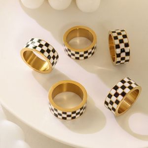 Amazing Design Brass MOP Napkin Ring Metal Napkin Ring With MOP Inlay Stainless steel Napkin Ring At very genuine Price - Product Image 3