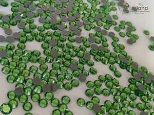 Cristales de Estrás Hotfix Ariana, Cristal Chrysolite, Peridoto, Erinita, Turmalina Verde para Ropa, Zapatos, Artículos de Equitación y Joyería - Product Image 5