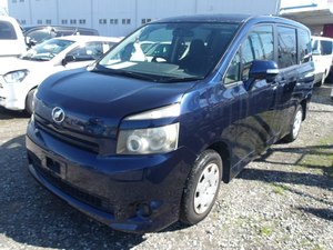 Expédition de conteneurs de 40 pieds de TOYOTA VOXY (3 unités) et TOYOTA VITZ (1 unité) depuis Nagoya, Japon, vers Tema, Ghana - Product Image 3