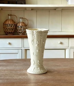 Traditional Porcelain <b>Vase</b> Matte Finish 16-24 Inches Exquisite Design Tabletop Flower <b>Vase</b> - Product Image 5