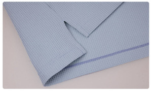 Camiseta de Punto Jersey Henley Azul Claro para Hombre, Manga Corta, Corte Holgado, Casual, Sólida, Ecológica, Cuello Redondo, 260 Gramos, 100% Algodón - Product Image 2